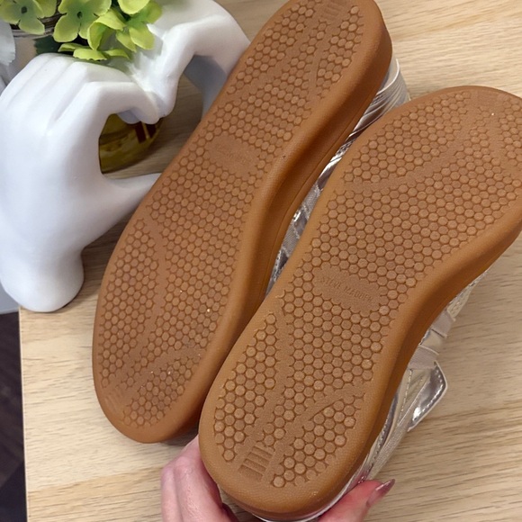 Steve Madden Silver Sneakers - Picture 5 of 6